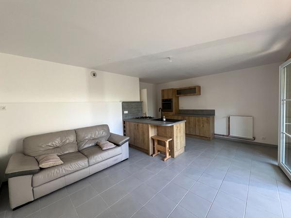 Appartement FOURAS T2 avec terrasse et jardin Fouras Appartement FOURAS T2 avec terrasse et jardin Fouras