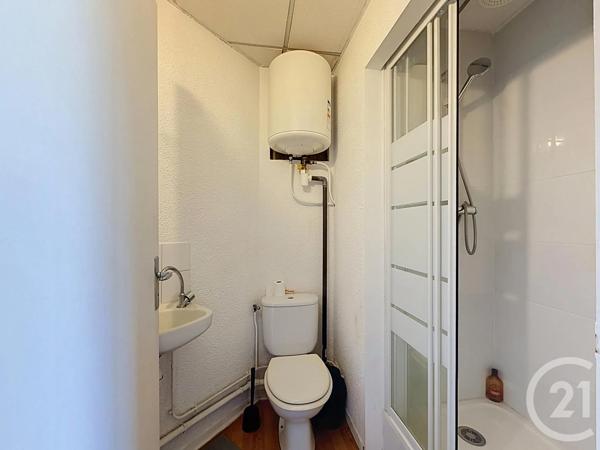 à vendre  26,78 m 2   LYON  - 69003