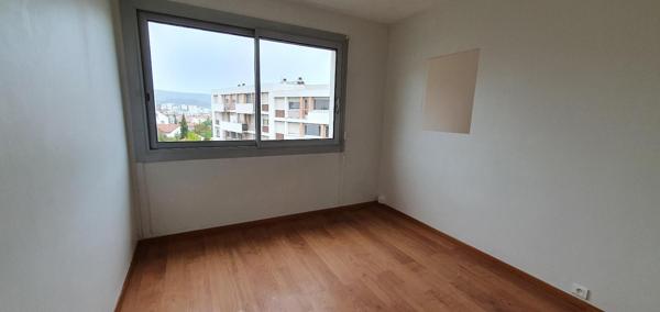 Appartement 4 pièce(s) 3 chambre(s) 68.74 m²