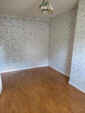 Maison à vendre à Saint-Aubin-lès-Elbeuf en Seine-Maritime (76410), ref : 156000