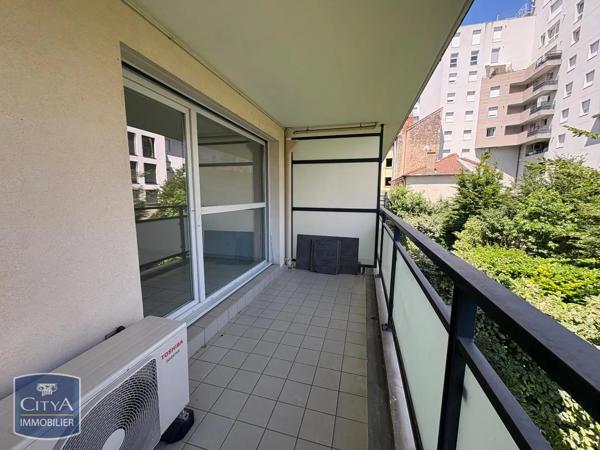 Appartement à louer 3 pièces 62.24m² Villeurbanne (69100)