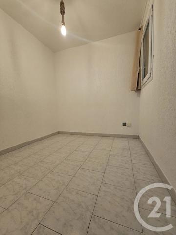 Appartement T2 à vendre  2 pièces - 29,85 m 2   SIX FOURS LES PLAGES  - 83