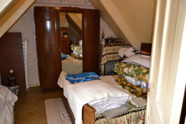 Plougasnou (29630) Plougasnou, entre le bourg et Terenez, maison bretonne en pierre, 4 ch sur 1900 m2 de terrain.