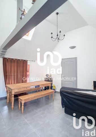 Immeuble à vendre 161 m² Canaples