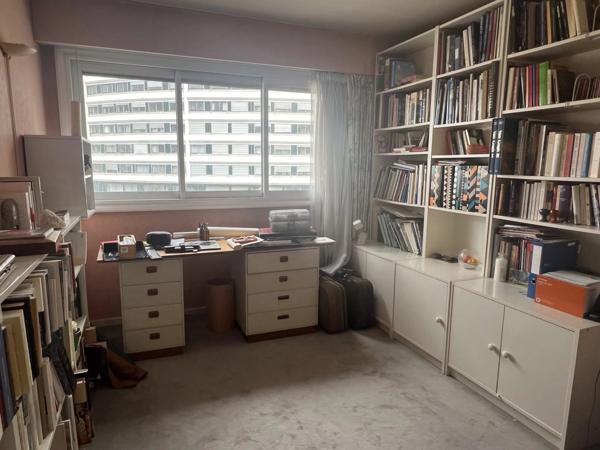 Paris XV – Lourmel : Grand appartement familial avec balcons et potentiel modulable