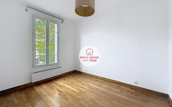 Appartement à vendre    3 pièces • 36,46 m2 Houilles