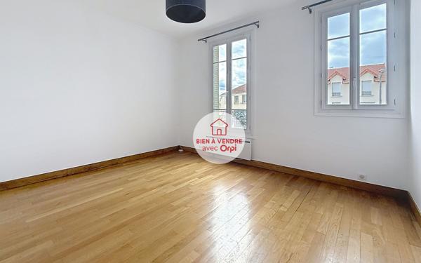 Appartement à vendre    3 pièces • 36,46 m2 Houilles
