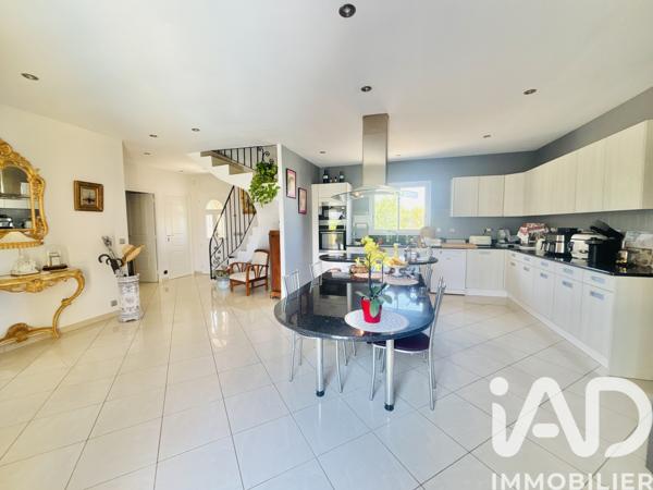 Maison à vendre 5 pièces 156 m² Maraussan