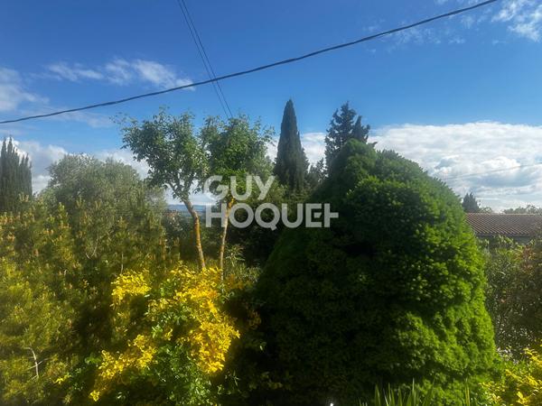 Maison Carcassonne 6 chambres , sous sol , terrain .