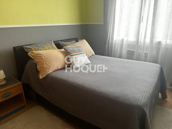 Maison Carcassonne 6 chambres , sous sol , terrain .