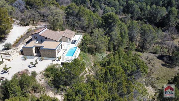 Propriété d'exception - Malemort Du Comtat 7 pièces - 200 m2
