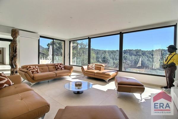 Propriété d'exception - Malemort Du Comtat 7 pièces - 200 m2
