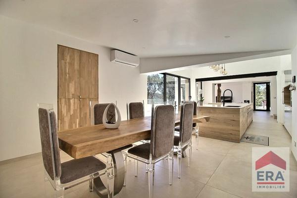 Propriété d'exception - Malemort Du Comtat 7 pièces - 200 m2