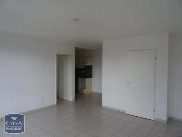 Appartement à louer 3 pièces 64.65m² Saint-Quentin (02100)