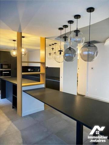 Appartement T4 - 4ème et dernier étage - Terrasses - Cave - Double garage - 178,88 m².