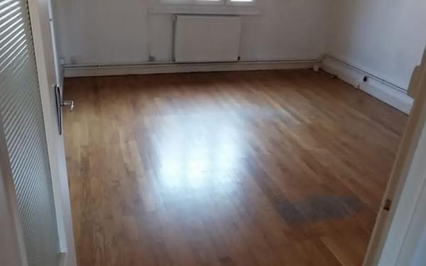 Appartement à louer    3 pièces • 61 m2 Millery