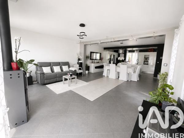 Maison à vendre 8 pièces 150 m² Pécy