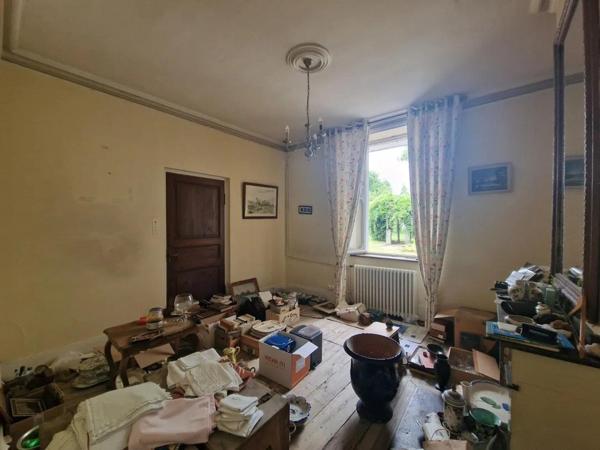 Maison 7 pièces – 244 m² – Garage – Potentiel d’aménagement