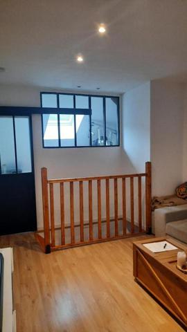 Petite maison au coeur du village