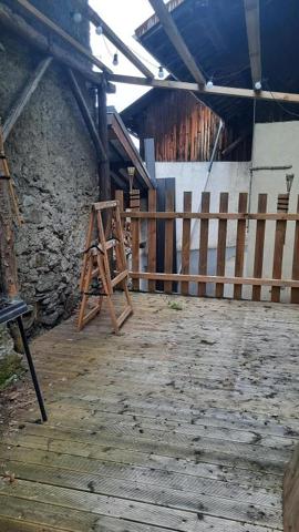 Petite maison au coeur du village