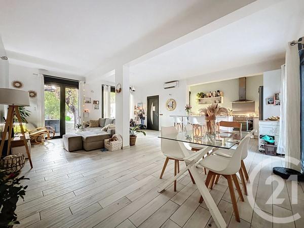 Maison à vendre  4 pièces - 115 m 2   CASTELNAU LE LEZ  - 34