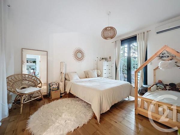 Maison à vendre  4 pièces - 115 m 2   CASTELNAU LE LEZ  - 34
