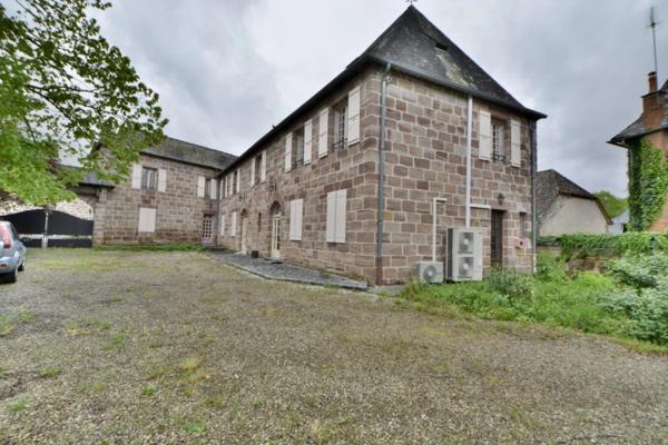 Vente Immeuble 23 pièces 780 m2 à Brive-la-Gaillarde
