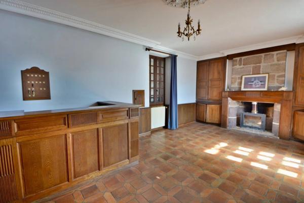 Vente Immeuble 23 pièces 780 m2 à Brive-la-Gaillarde
