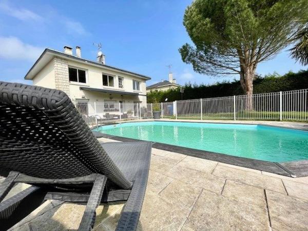 MAISON FAMILIALE 5 CHAMBRES LA MEIGNANNE