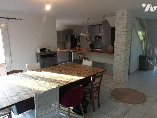 SAUTRON - maison avec vie de plain-pied d'env. 148m², 5 CH, terrain de 641m²