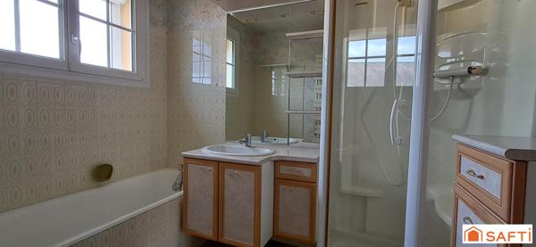 Pavillon cheminée 3 chambres sous sol terrain