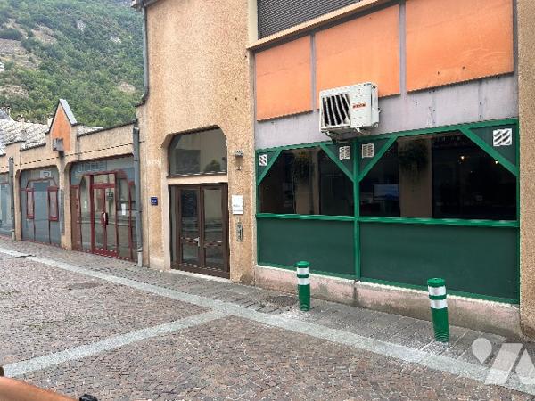 Découvrez cet appartement de 51.51 m² Loi Carrez situé à Saint-Jean-de-Maurienne.