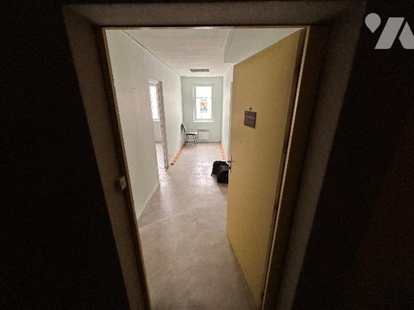 Découvrez cet appartement de 51.51 m² Loi Carrez situé à Saint-Jean-de-Maurienne.