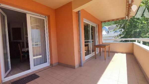 T4 Lumineux avec Terrasses, Cave et Garage