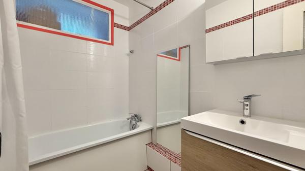 Appartement Corbeil Essonnes 3 pièce(s) 63 m2