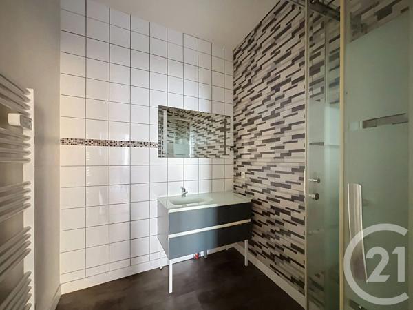 Appartement à vendre  3 pièces - 64,71 m 2   MONTAUBAN  - 82