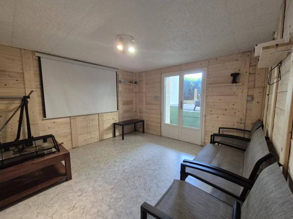 ANDOUILLE  - PAVILLON DE 120 m²