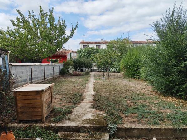 Vente                                                      Maison
                        
                     4 pièces                      99 m2                     à Castres
