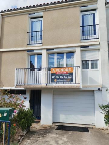 Vente                                                      Maison
                        
                     4 pièces                      99 m2                     à Castres