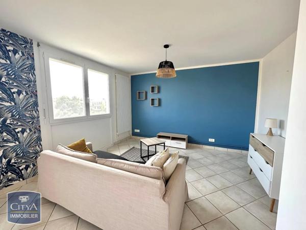 Appartement à louer 2 pièces 58.19m² Romans-sur-Isère (26100)