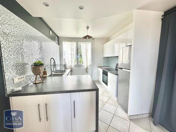 Appartement à louer 2 pièces 58.19m² Romans-sur-Isère (26100)