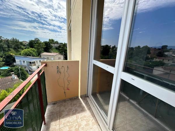 Appartement à louer 2 pièces 58.19m² Romans-sur-Isère (26100)