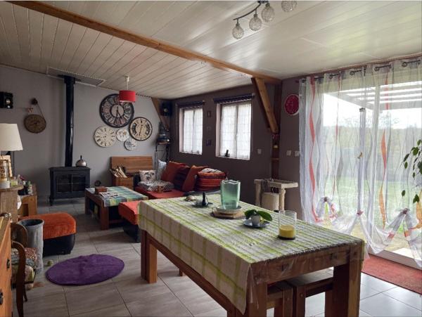 Maison 2 chambres avec diverses dépendances