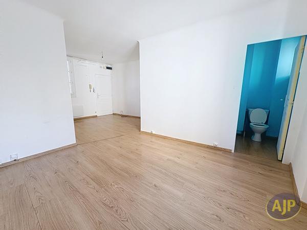 Appartement à vendre Nantes - 1 pièces, 28m² avec 0 chambre(s) à 119 020€ - AJP Immobilier Nantes Ouest