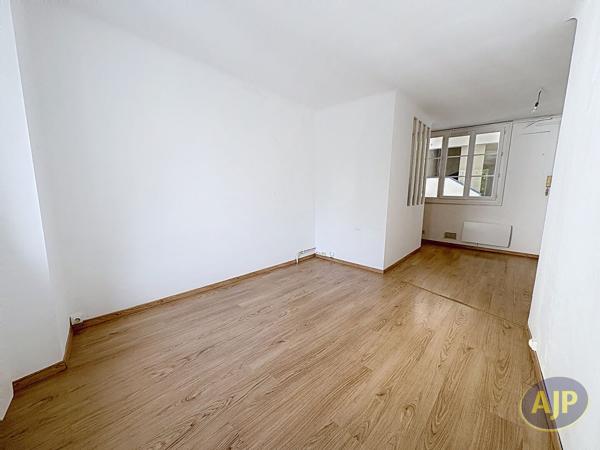 Appartement à vendre Nantes - 1 pièces, 28m² avec 0 chambre(s) à 119 020€ - AJP Immobilier Nantes Ouest