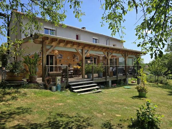 Maison de 4 chambres avec jolie vue aux portes de Ribérac