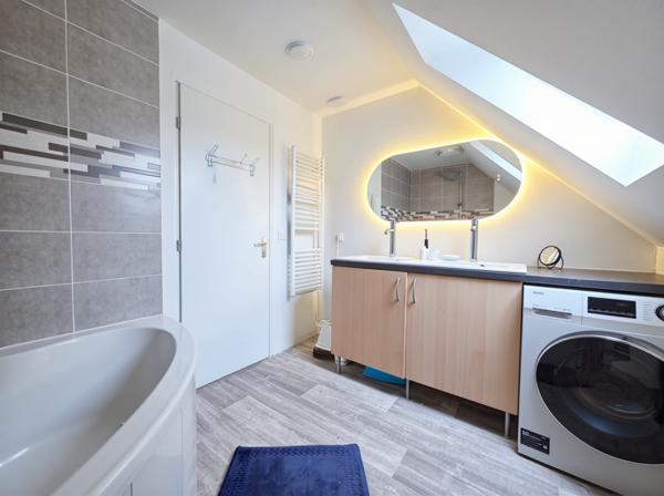 Maison 7 pièces - 180 m²