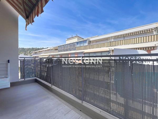 Golfe Juan - Grand studio 28m²  avec coin nuit - Terrasse