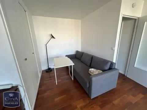 Appartement à louer 1 pièce 27m²