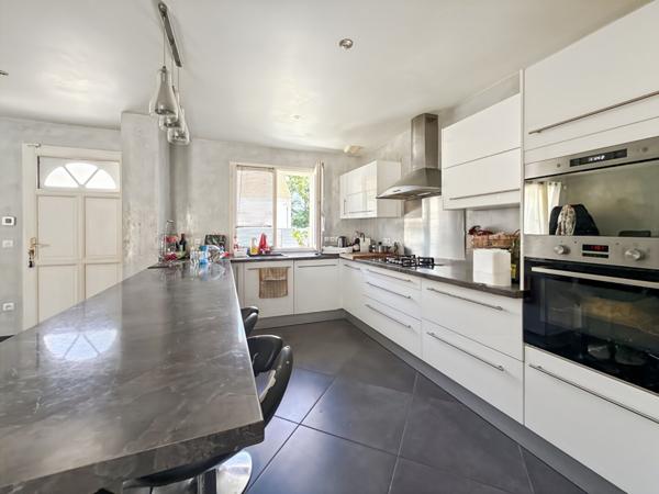 Maison Dammarie Les Lys 5 pièce(s) 105 m2